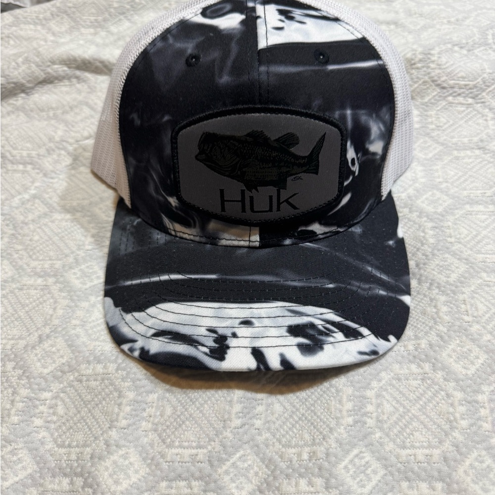 Huk Gray and White Fishing Cap